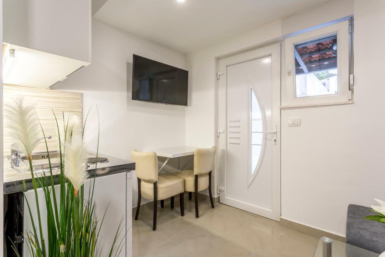 Studio Apartment Nikol Split Luaran gambar